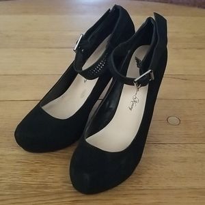 Penny Love Kenny heels